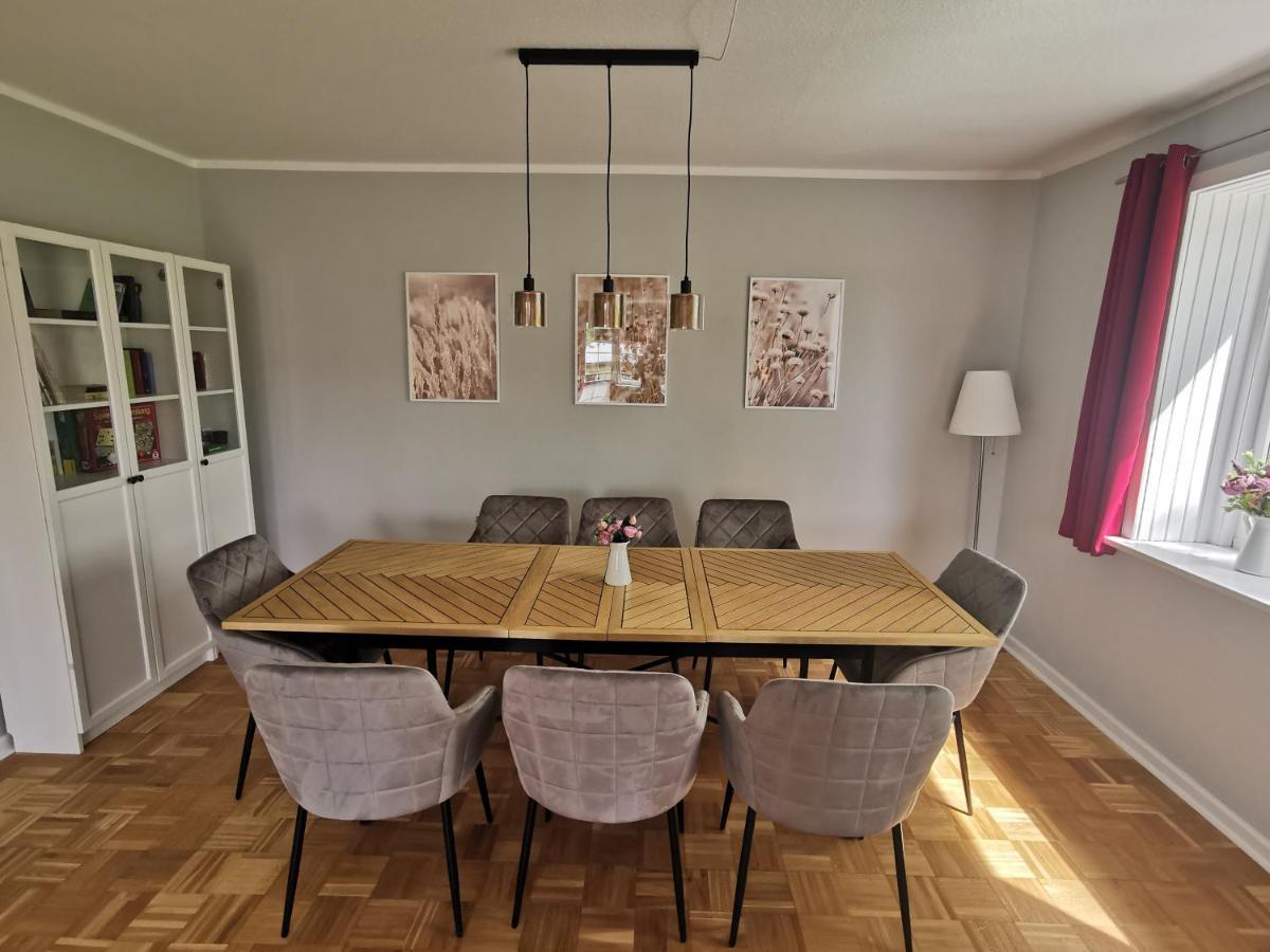 Ruegenferienhaus - Schaprode Hafen Екстер'єр фото
