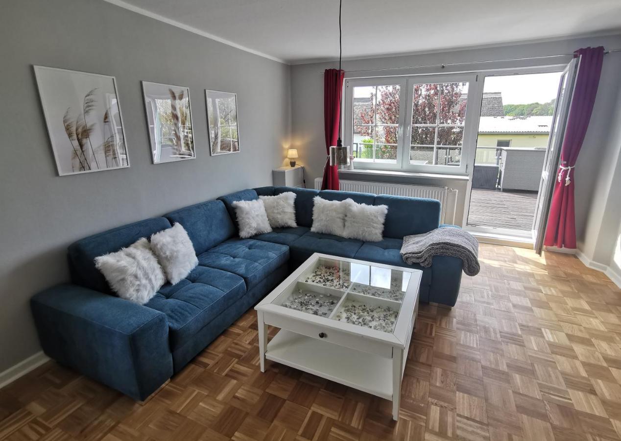 Ruegenferienhaus - Schaprode Hafen Екстер'єр фото