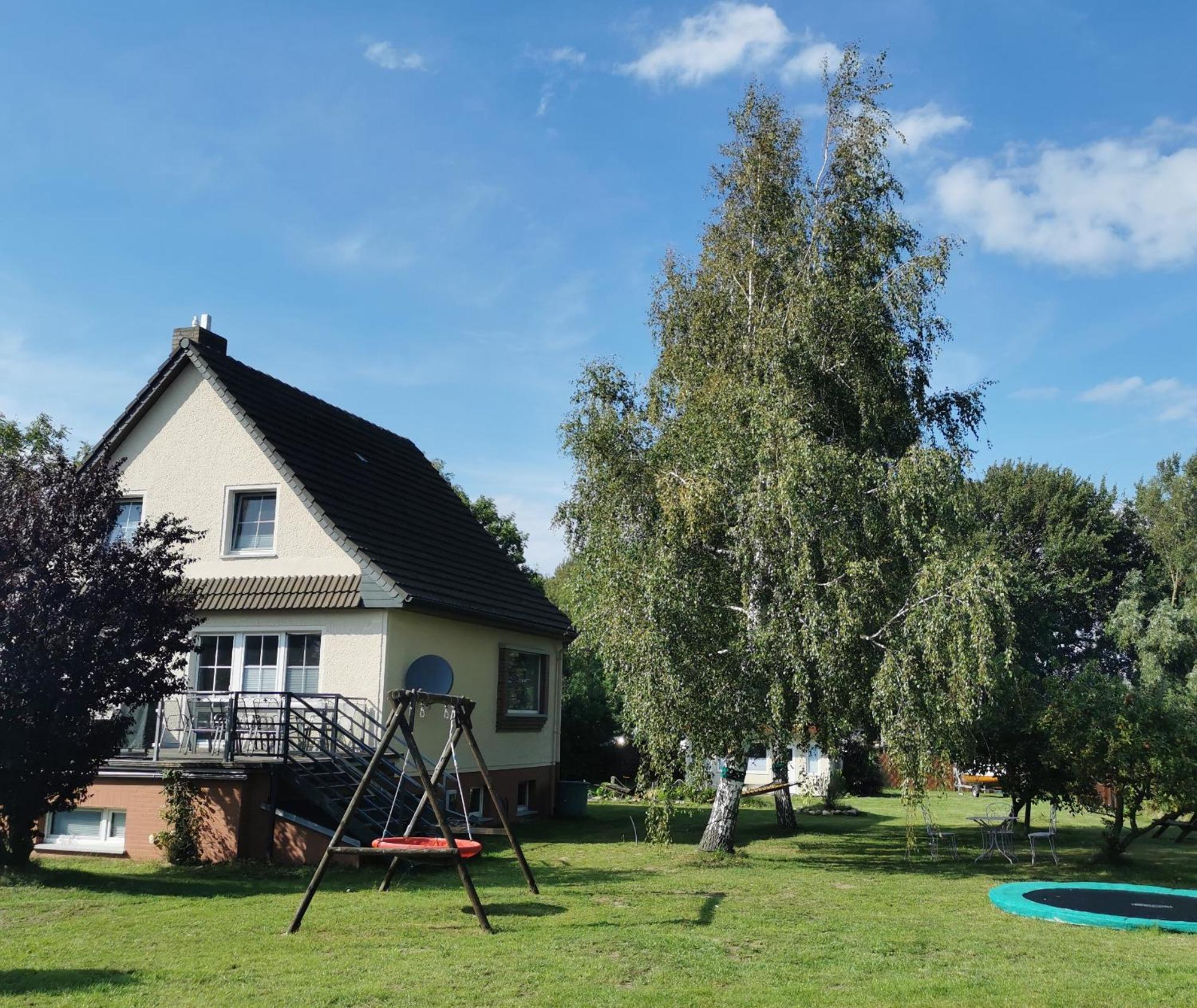Ruegenferienhaus - Schaprode Hafen Екстер'єр фото