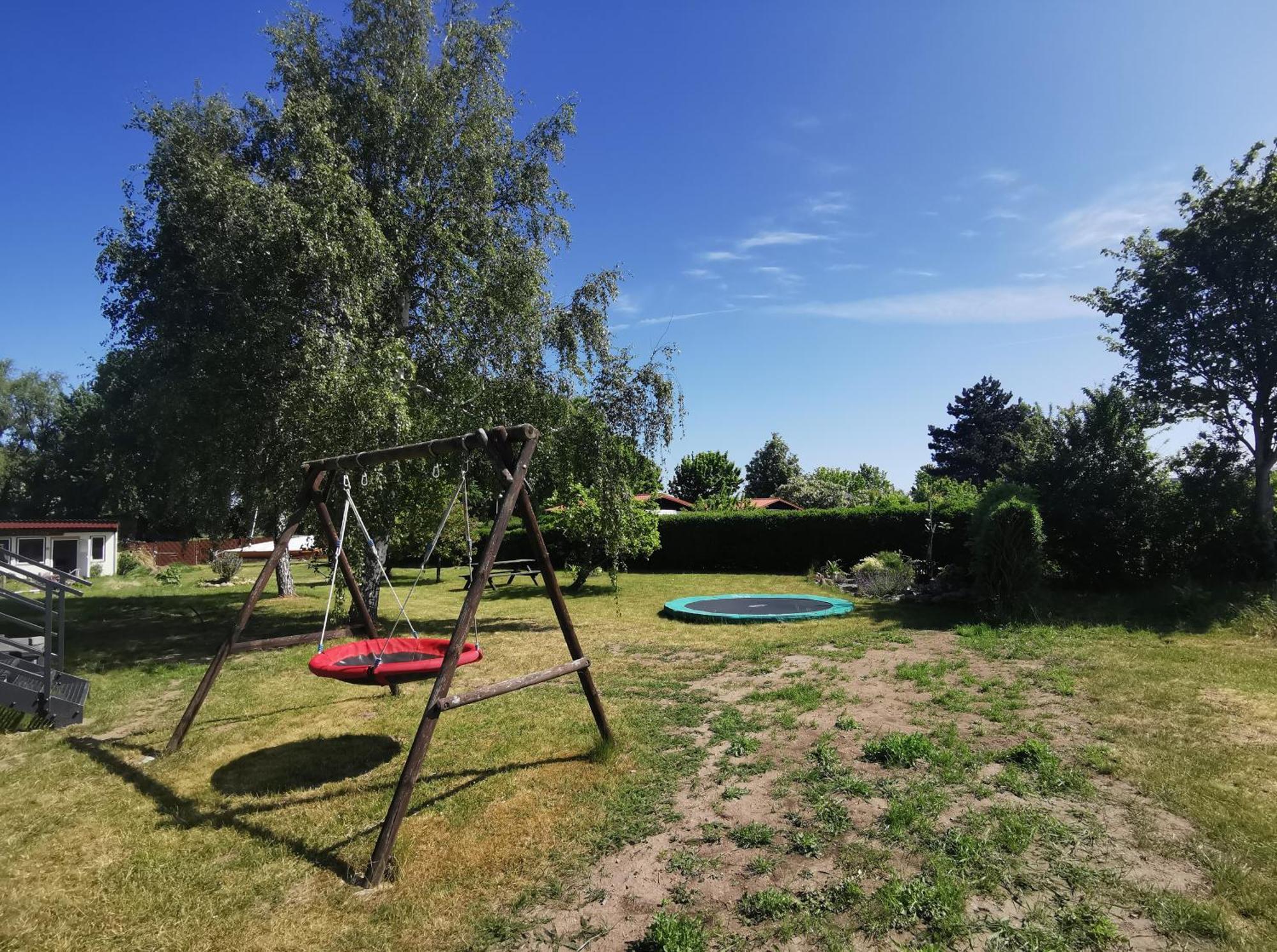 Ruegenferienhaus - Schaprode Hafen Екстер'єр фото