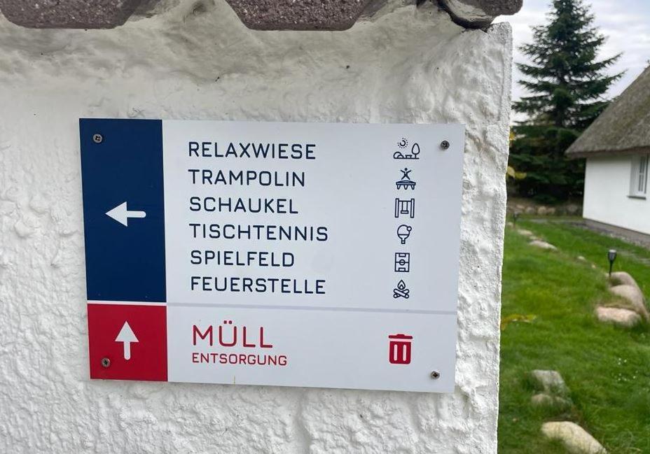 Ruegenferienhaus - Schaprode Hafen Екстер'єр фото