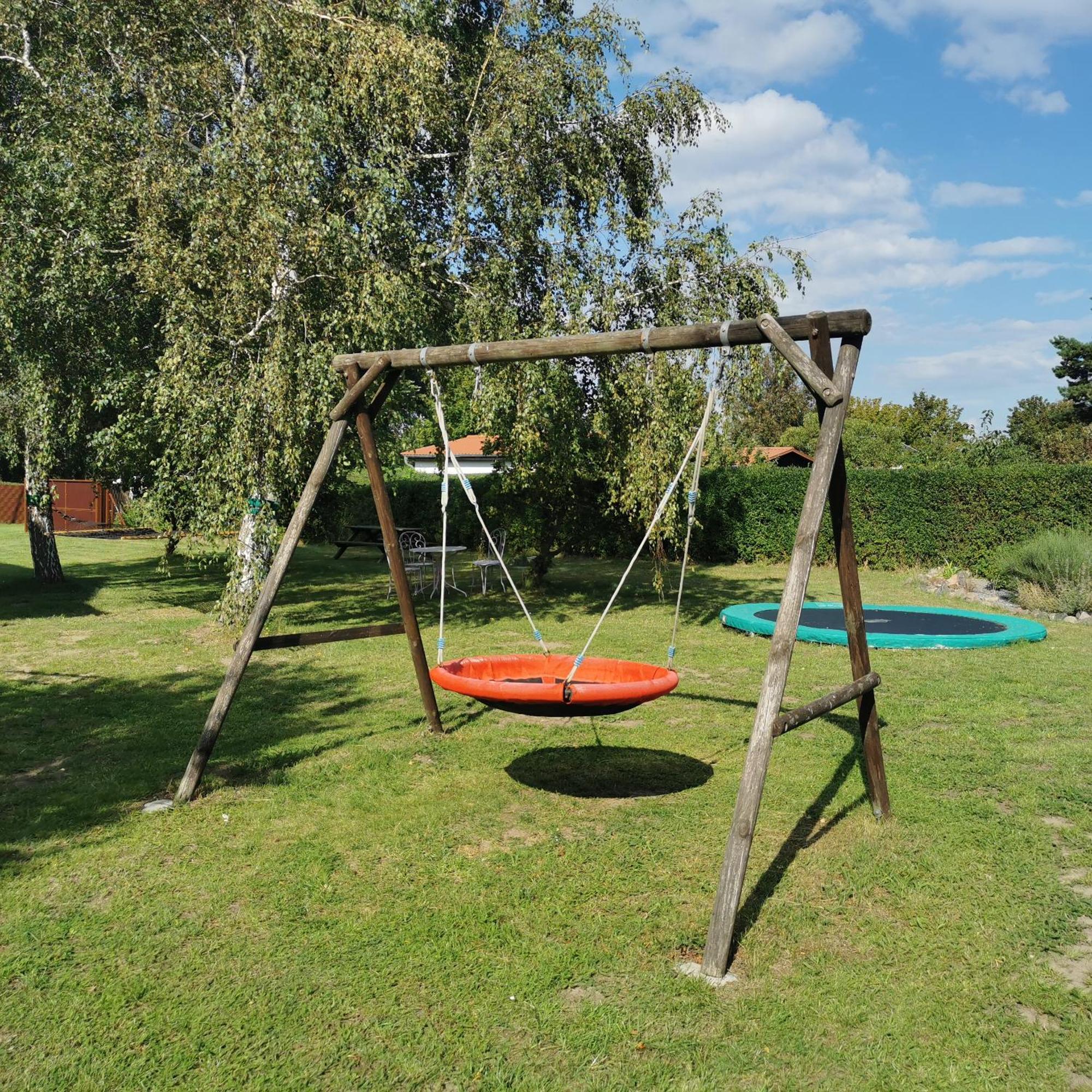 Ruegenferienhaus - Schaprode Hafen Екстер'єр фото