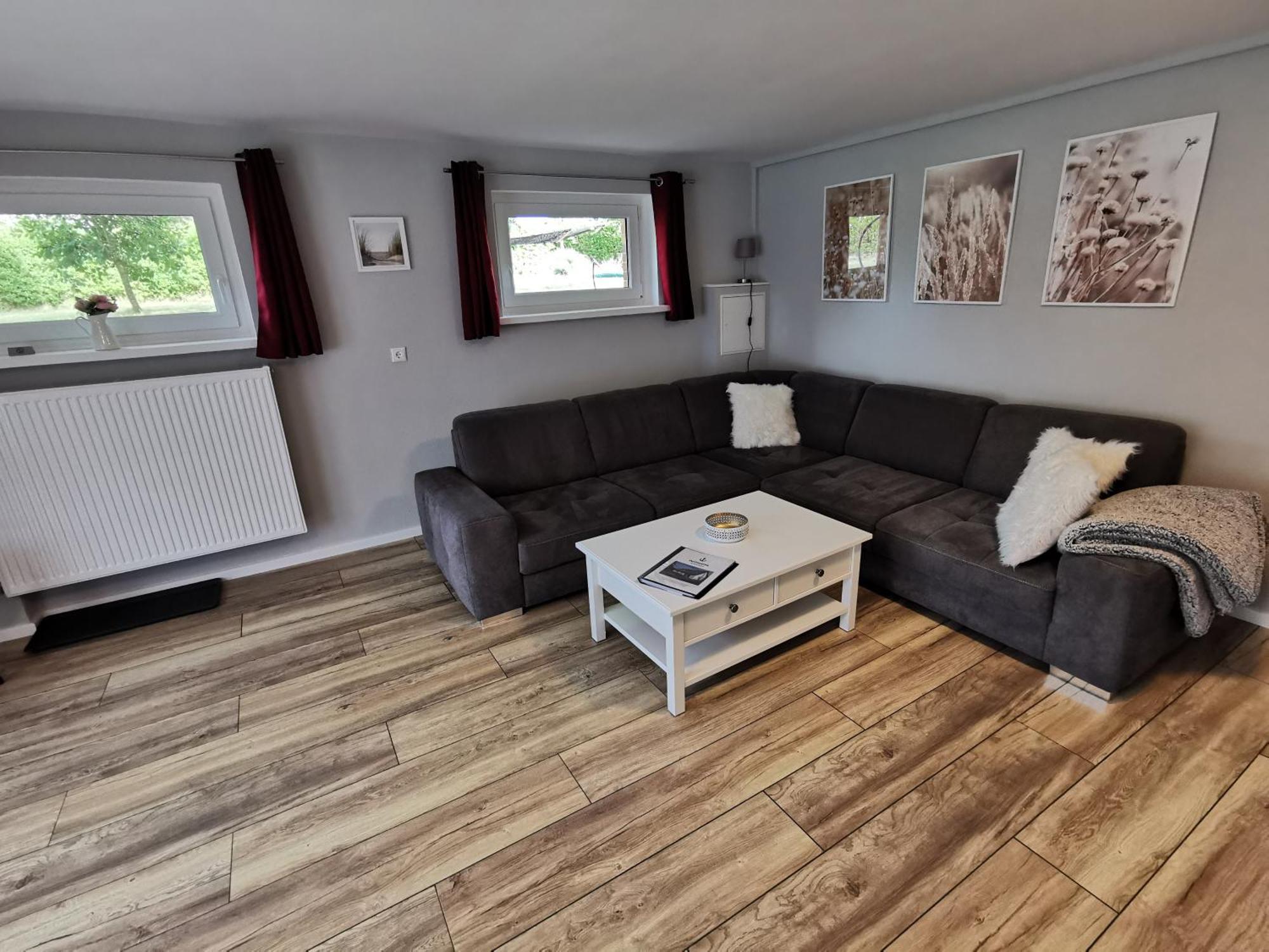 Ruegenferienhaus - Schaprode Hafen Екстер'єр фото